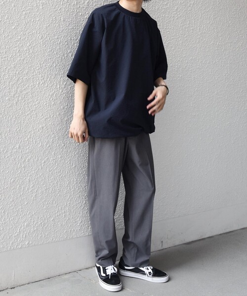 SHIPS any(シップス エニィ)の「SHIPS any:〈撥水/軽量/ストレッチ〉SOLOTEX(R) シアサッカー スピンドル Tシャツ ◇(Tシャツ/カットソー・メンズ・チャコールグレー/ブラック/キャメル/ダークブルー/ネイビー・LARGE/MEDIUM/SMALL)」の21枚目の写真