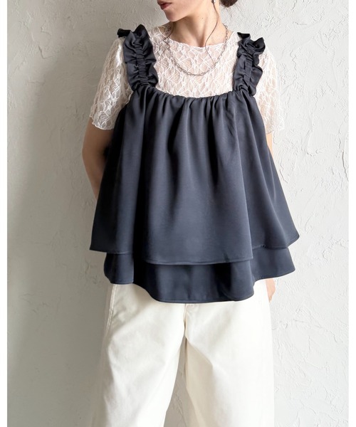 She's Closet(シーズクローゼット)の「肩フリル ギャザー レイヤード キャミソールビスチェ(ベスト・レディース・チャコールグレー/ブラック/ブラウン・FREE)」の5枚目の写真