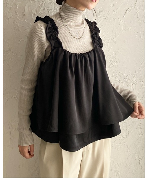 She's Closet(シーズクローゼット)の「肩フリル ギャザー レイヤード キャミソールビスチェ(ベスト・レディース・チャコールグレー/ブラック/ブラウン・FREE)」の9枚目の写真