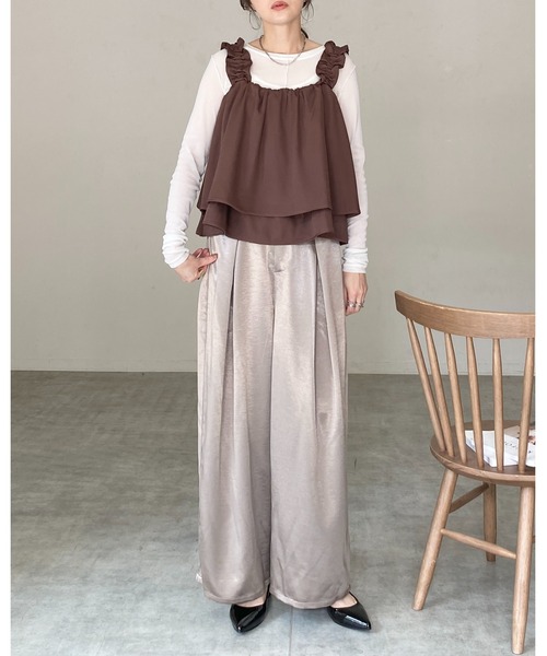 She's Closet(シーズクローゼット)の「肩フリル ギャザー レイヤード キャミソールビスチェ(ベスト・レディース・チャコールグレー/ブラック/ブラウン・FREE)」の17枚目の写真