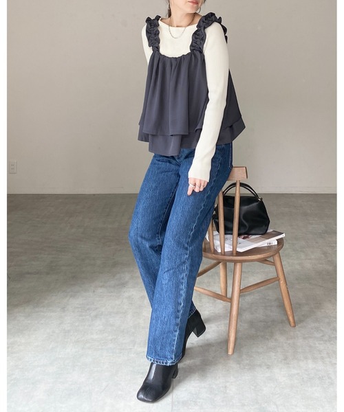 She's Closet(シーズクローゼット)の「肩フリル ギャザー レイヤード キャミソールビスチェ(ベスト・レディース・チャコールグレー/ブラック/ブラウン・FREE)」の13枚目の写真