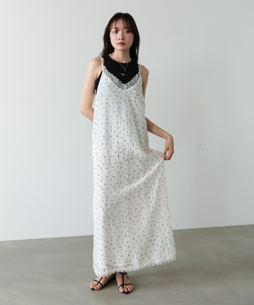 Bab(バブ)の「【サイズ展開あり】リトルフラワーレースキャミソールワンピース(ワンピース・レディース・アイボリー/ブラック/ライトグレー・M/S)」の6枚目の写真