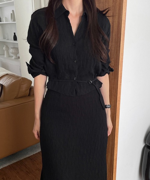 Doula Doula（ドゥーラドゥーラ）の「【セットアップ】ワッシャーシャツ&レイヤードタイトスカート 上下2点セット（セットアップ・レディース・ブラック/ベージュ・L/M）」の2枚目の写真