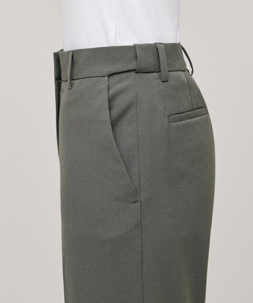 MUSINSA STANDARD WOMAN（ムシンサスタンダードウーマン）の「女性用軽量ストレート隠しバンディングスラックス[ライトカーキ]（スラックス・レディース・その他・34/32/31/24/25/26/27）」の5枚目の写真