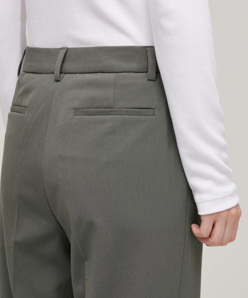 MUSINSA STANDARD WOMAN（ムシンサスタンダードウーマン）の「女性用軽量ストレート隠しバンディングスラックス[ライトカーキ]（スラックス・レディース・その他・34/32/31/24/25/26/27）」の7枚目の写真