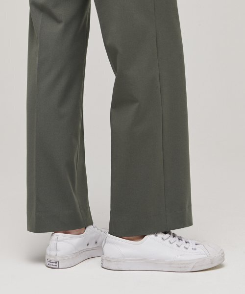 MUSINSA STANDARD WOMAN（ムシンサスタンダードウーマン）の「女性用軽量ストレート隠しバンディングスラックス[ライトカーキ]（スラックス・レディース・その他・34/32/31/24/25/26/27）」の8枚目の写真