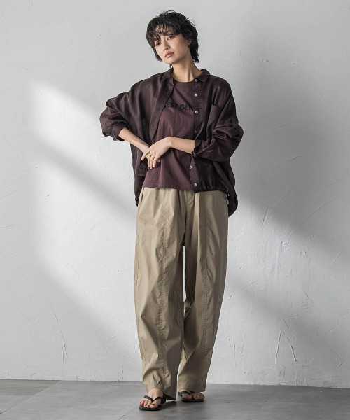 MAYSON GREY(メイソングレイ)の「ラスターラミーカルゼバックドロストヘムシャツ(シャツ/ブラウス・レディース・ブラウン/ホワイト/オレンジ/ブルー・M)」の15枚目の写真