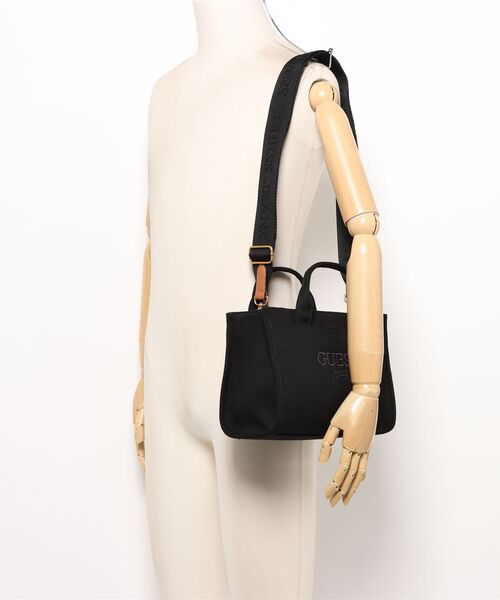 Guess(ゲス)の「【GUESS】ゲス GUESS JEANS HAWLEY MEDIUM TOTE トートバッグ(トートバッグ・レディース・ブラック/ベージュ/ブルー系その他・FREE)」の5枚目の写真