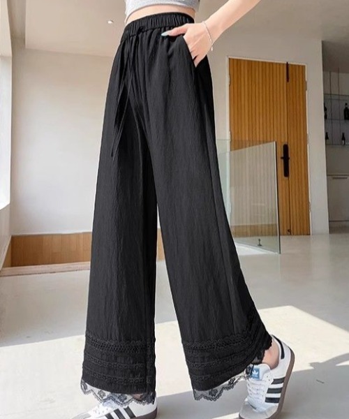 AMAJI(アマジ)の「裾レース ストレートワイドパンツ(その他パンツ・レディース・カーキ/ブラック・MEDIUM/LARGE/X-LARGE)」の5枚目の写真