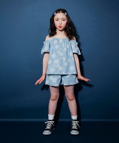 EDWIN（エドウィン）の「【Ou? by EDWIN】デニムフレアショートパンツ（デニムパンツ・キッズ・サックスブルー/ブルー・150/120/100/90/130/110/140）」の5枚目の写真