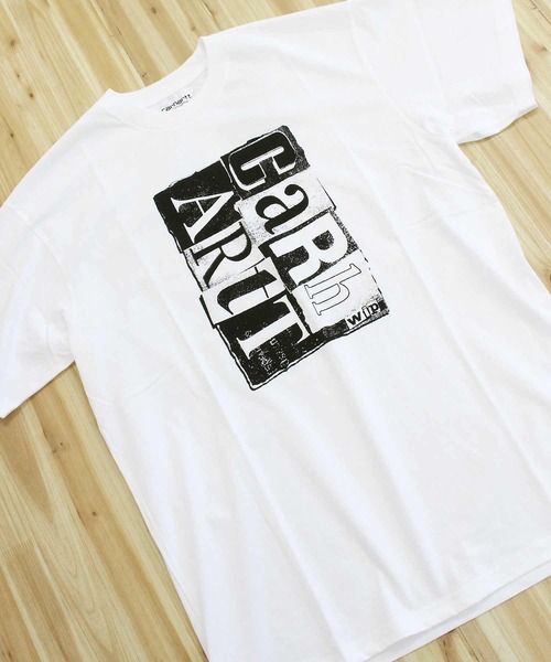 Carhartt WIP（カーハートダブリューアイピー）の「WIP ムービングレタープレスTシャツ S/S Moving Letterpress T-Shirt（Tシャツ/カットソー・メンズ・ホワイト/ブラック・M/L/XL）」の5枚目の写真