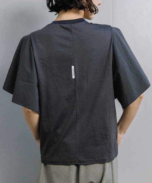 MARECHAL TERRE(マルシャルテル)の「【接触冷感/撥水加工/花粉防止】フロントタックTシャツ(Tシャツ/カットソー・レディース・ブラック/オフホワイト/チャコールグレー/グリーン・MEDIUM)」の20枚目の写真