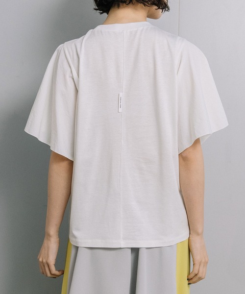 MARECHAL TERRE(マルシャルテル)の「【接触冷感/撥水加工/花粉防止】フロントタックTシャツ(Tシャツ/カットソー・レディース・ブラック/オフホワイト/チャコールグレー/グリーン・MEDIUM)」の8枚目の写真