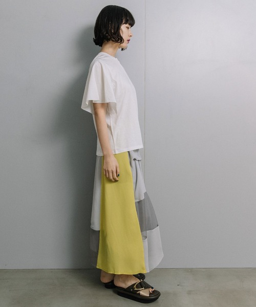 MARECHAL TERRE(マルシャルテル)の「【接触冷感/撥水加工/花粉防止】フロントタックTシャツ(Tシャツ/カットソー・レディース・ブラック/オフホワイト/チャコールグレー/グリーン・MEDIUM)」の6枚目の写真