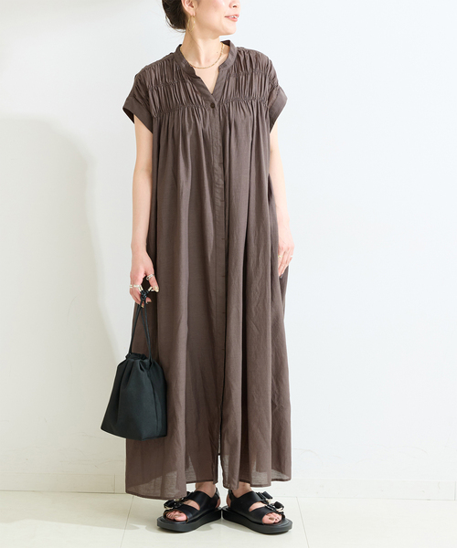 B.C STOCK(ベーセーストック)の「《S/Mサイズ展開》手洗い可 / ボイルタックワンピース(ワンピース・レディース・サックスブルー/イエロー/レッド/ブラウン/ブラック系その他/ブラック・SMALL/MEDIUM)」の3枚目の写真