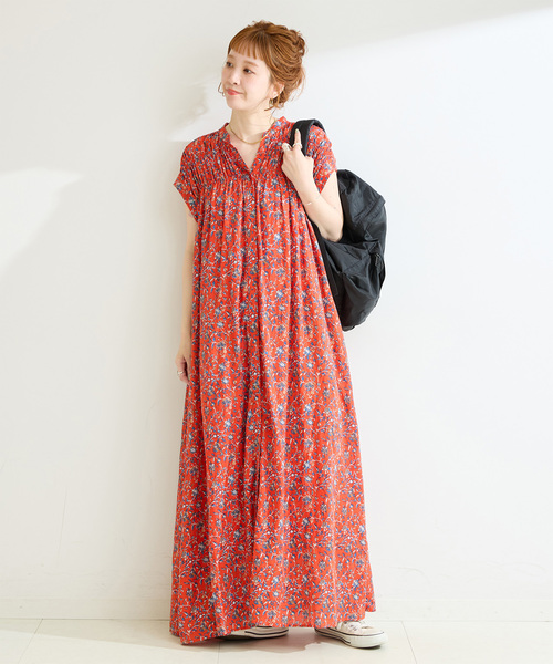B.C STOCK(ベーセーストック)の「《S/Mサイズ展開》手洗い可 / ボイルタックワンピース(ワンピース・レディース・サックスブルー/イエロー/レッド/ブラウン/ブラック系その他/ブラック・SMALL/MEDIUM)」の6枚目の写真
