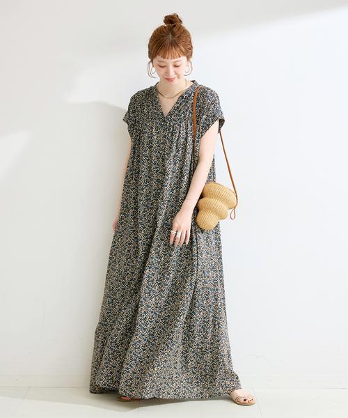 B.C STOCK(ベーセーストック)の「《S/Mサイズ展開》手洗い可 / ボイルタックワンピース(ワンピース・レディース・サックスブルー/イエロー/レッド/ブラウン/ブラック系その他/ブラック・SMALL/MEDIUM)」の11枚目の写真