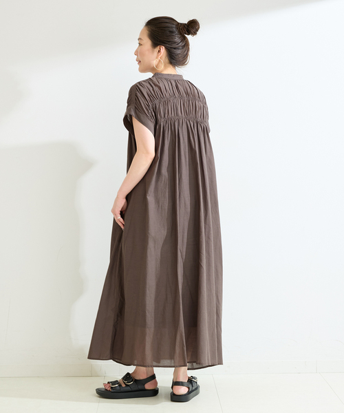 B.C STOCK(ベーセーストック)の「《S/Mサイズ展開》手洗い可 / ボイルタックワンピース(ワンピース・レディース・サックスブルー/イエロー/レッド/ブラウン/ブラック系その他/ブラック・SMALL/MEDIUM)」の16枚目の写真
