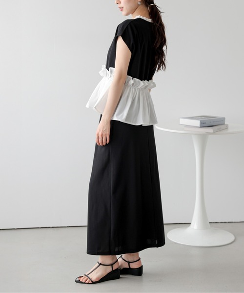 AMELY（エミリー）の「フリルペプラム×スカートセットアップ（セットアップ・レディース・ベージュ/ブラック・M/L）」の4枚目の写真