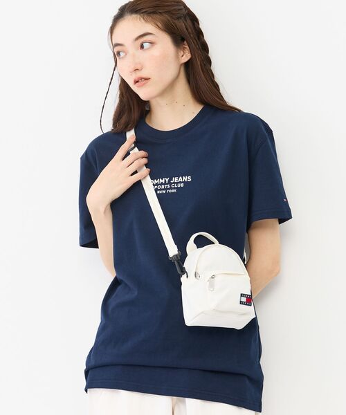 セール】【オンライン限定】 エッセンシャルロゴストラップクロス