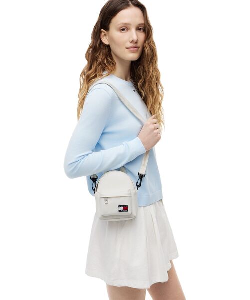 tommy jeans（トミー ジーンズ）の「【オンライン限定】 エッセンシャルロゴストラップクロスボディバッグ（ボディバッグ/ウエストポーチ・レディース・ホワイト/マルチ・FREE）」の6枚目の写真