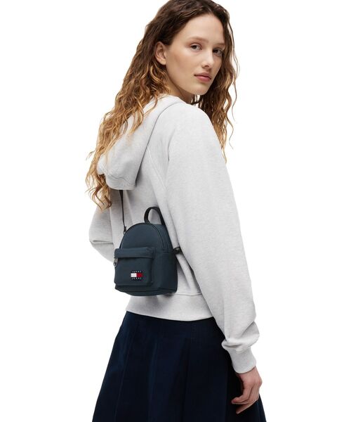 tommy jeans（トミー ジーンズ）の「【オンライン限定】 エッセンシャルロゴストラップクロスボディバッグ（ボディバッグ/ウエストポーチ・レディース・ホワイト/マルチ・FREE）」の15枚目の写真