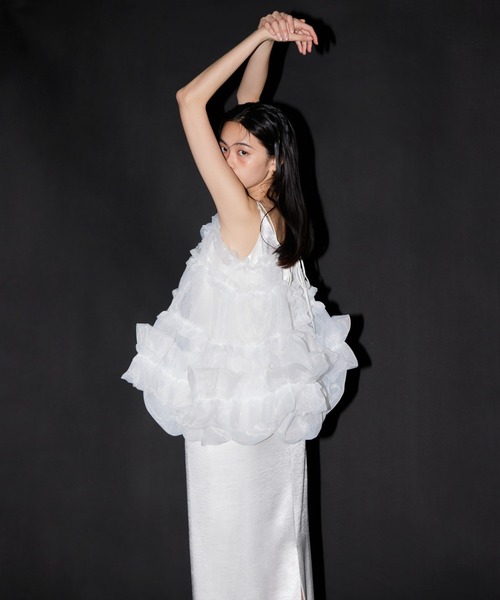 ANDRESD(アンドレスド)の「オーガンザフリルバルーンキャミ / Organza Frill Balloon Cami(ドレス・レディース・ホワイト/ブラック・S/M)」の6枚目の写真