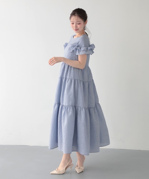 Fit more(フィットモア)の「ジャガード袖フリルティアードワンピース(ワンピース・レディース・ピンク/ブルー/クリーム・LONG/SHORT)」の11枚目の写真