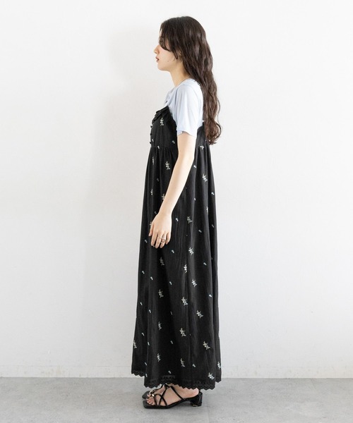 RAGEBLUE（レイジブルー）の「フラワー刺繍キャミワンピース（ワンピース・レディース・ブラック系/ブラウン系・FREE）」の8枚目の写真