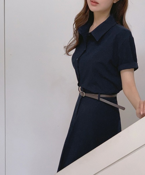 LAFFMO(ラフモ)の「シャツデザインベルト付きワンピース(ワンピース・レディース・ベージュ/ネイビー・F)」の17枚目の写真
