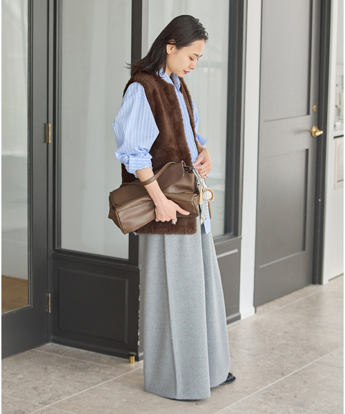 JOURNAL STANDARD（ジャーナルスタンダード）の「《追加》ダブルフェイスフェザークルーネックベスト（ベスト・レディース・ベージュ/チョコ・FREE）」の6枚目の写真