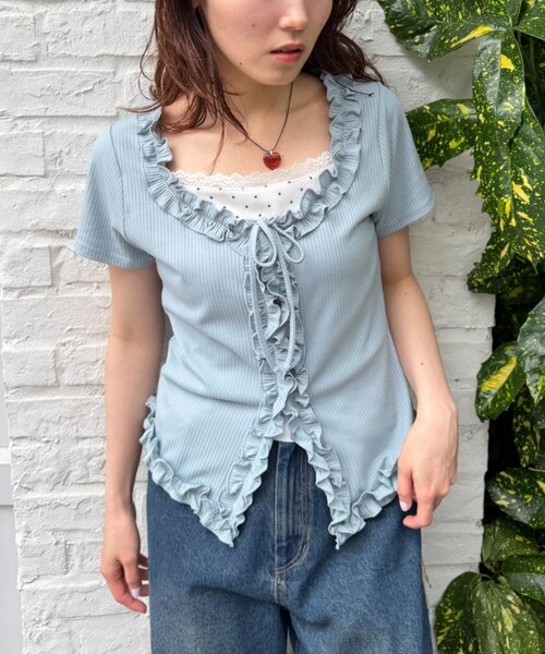 w closet（ダブルクローゼット）の「半袖レイヤードフリルカーディガン 夏服（Tシャツ/カットソー・レディース・オフホワイト/サックスブルー/ブラック/チャコールグレー・FREE）」の4枚目の写真