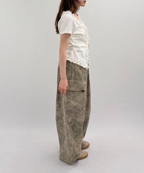 w closet（ダブルクローゼット）の「半袖レイヤードフリルカーディガン 夏服（Tシャツ/カットソー・レディース・オフホワイト/サックスブルー/ブラック/チャコールグレー・FREE）」の8枚目の写真