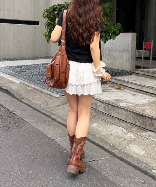 w closet（ダブルクローゼット）の「半袖レイヤードフリルカーディガン 夏服（Tシャツ/カットソー・レディース・オフホワイト/サックスブルー/ブラック/チャコールグレー・FREE）」の17枚目の写真