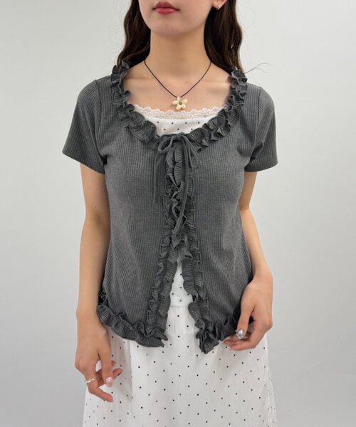 w closet（ダブルクローゼット）の「半袖レイヤードフリルカーディガン 夏服（Tシャツ/カットソー・レディース・オフホワイト/サックスブルー/ブラック/チャコールグレー・FREE）」の18枚目の写真