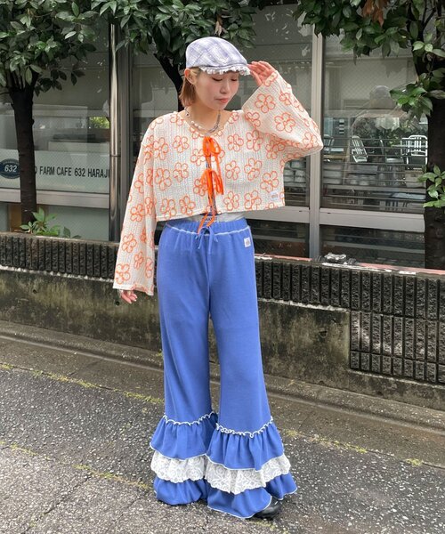 HELLO.SANFRANCISCO（ハローサンフランシスコ）の「【HELLO.SANFRANCISCO/ハローサンフランシスコ】2WAYフラワーシアー刺繍ボレロ（カーディガン/ボレロ・レディース・イエロー/ブラック/ホワイト・ONE SIZE）」の9枚目の写真