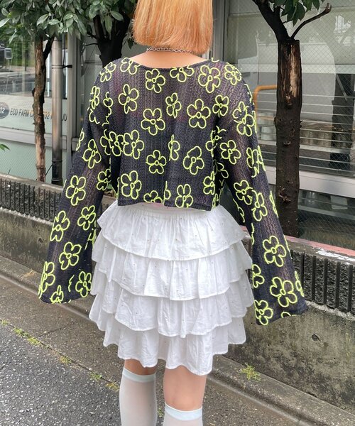 HELLO.SANFRANCISCO（ハローサンフランシスコ）の「【HELLO.SANFRANCISCO/ハローサンフランシスコ】2WAYフラワーシアー刺繍ボレロ（カーディガン/ボレロ・レディース・イエロー/ブラック/ホワイト・ONE SIZE）」の15枚目の写真