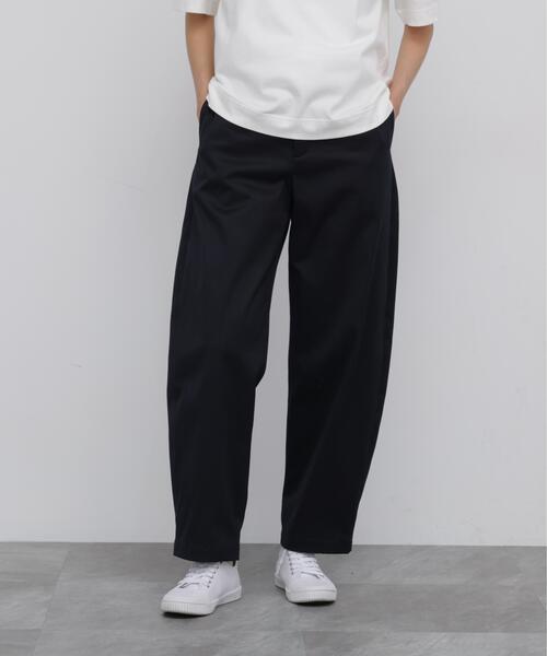 human woman(ヒューマンウーマン)の「◆コットンツイルストレッチバレルパンツ(その他パンツ・レディース・ベージュ/ネイビー・SMALL/MEDIUM)」の14枚目の写真