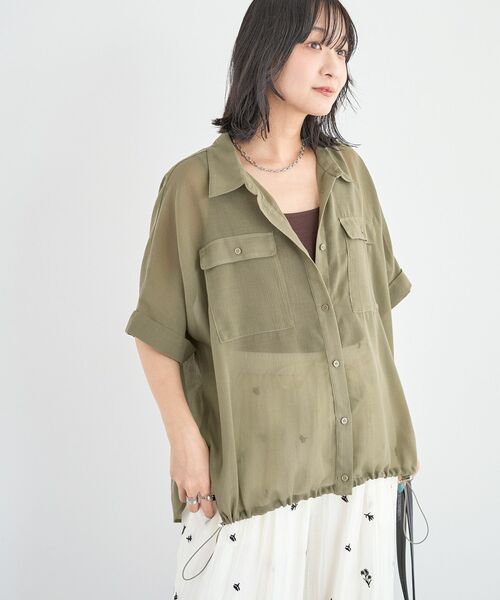 Green Parks(グリーンパークス)の「表面感裾ドロストシャツ(シャツ/ブラウス・レディース・ブラック/カーキ/オレンジ/アイボリー・FREE)」の22枚目の写真