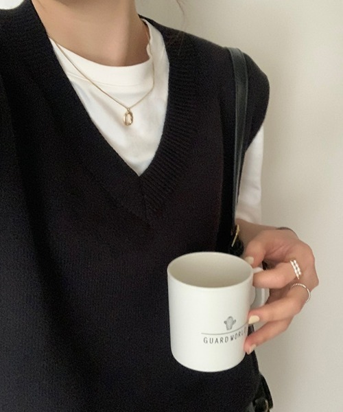 SEU(エスイーユー)の「Vネックニットベスト 薄手 シンプル「抜け感たっぷり。」 オフィスカジュアル きれいめカジュアル レディース韓国(ベスト・レディース・ベージュ/グレー/アイボリー/ブラック・フリー)」の17枚目の写真