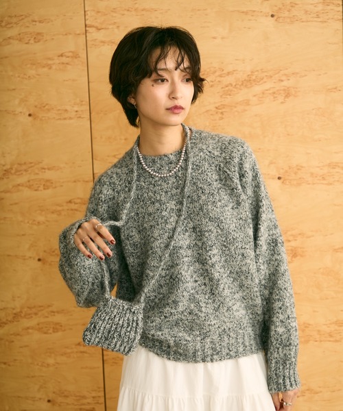 uchi.(ウチ)の「ミニバッグ付きメランジニットプルオーバー(ニット/セーター・レディース・ブラウン/ブルー/グレー・FREE)」の1枚目の写真
