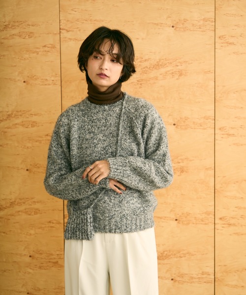 uchi.(ウチ)の「ミニバッグ付きメランジニットプルオーバー(ニット/セーター・レディース・ブラウン/ブルー/グレー・FREE)」の17枚目の写真