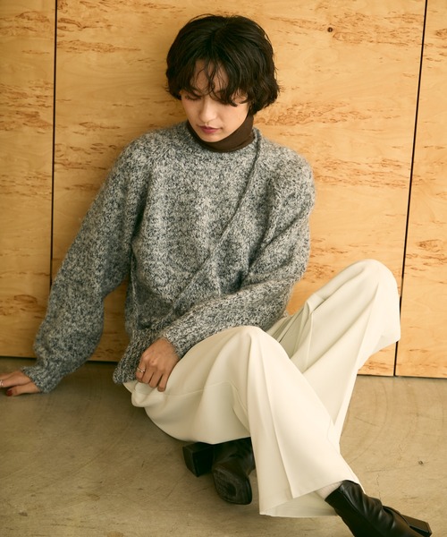 uchi.(ウチ)の「ミニバッグ付きメランジニットプルオーバー(ニット/セーター・レディース・ブラウン/ブルー/グレー・FREE)」の22枚目の写真