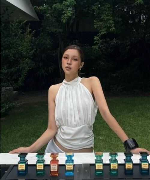 PROJECT WAVE(プロジェクトウェーブ)の「SHEER VOLUME BLOUSE (2COLOR)(シャツ/ブラウス・レディース・ブラック/ホワイト・FREE)」の7枚目の写真