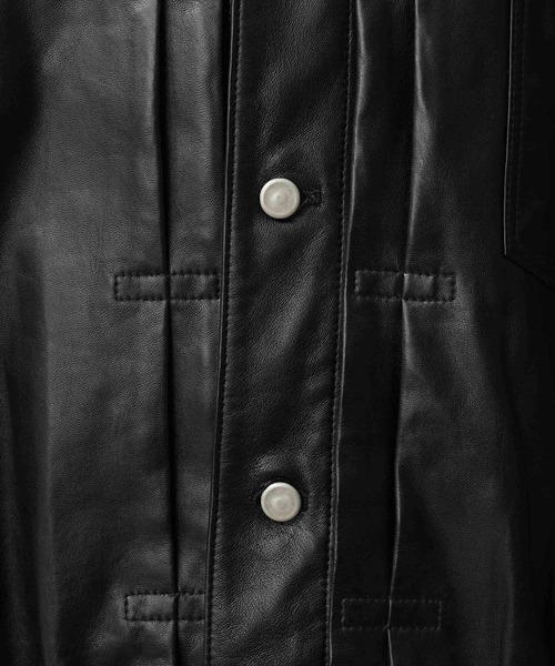MAISON SPECIAL(メゾンスペシャル)の「《UNISEX》Sheep Leather Prime-Over Trucker Jacket/シープレザープライムオーバーGジャン【MAISON SPECIAL/メゾンスペシャル】(ブルゾン・メンズ・ブラック/ダークブラック・0/1/2)」の16枚目の写真