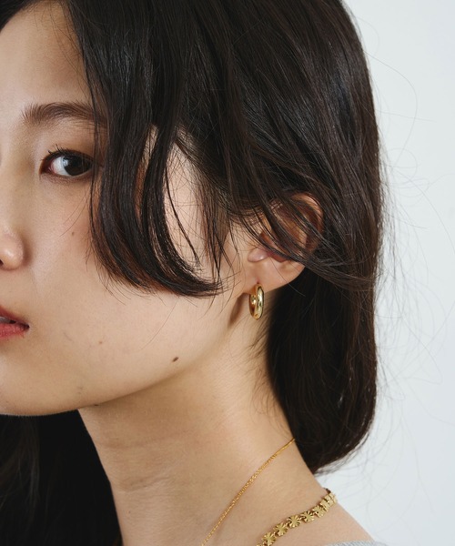 ROSE BUD(ローズバッド)の「BASIC CIRCLE PIERCING(ピアス(両耳用)・レディース・シルバー/ゴールド・ONE SIZE)」の2枚目の写真
