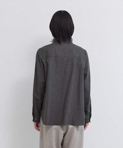 LOISIR（ロワズィール）の「断ち切り二重フレアーカラーブラウス（シャツ/ブラウス・レディース・ベージュ/グリーン系その他/ブラウン系その他・FREE）」の4枚目の写真