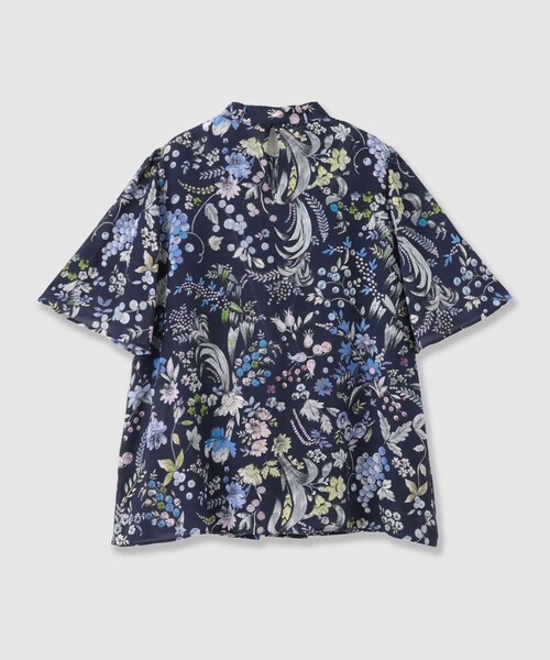 ANAYI(アナイ)の「ベリーフローラルプリントスカーフタイブラウス(シャツ/ブラウス・レディース・ネイビー/ピンク・38)」の4枚目の写真