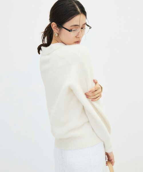 NOLLEY’S Sophi（ノーリーズソフィ）の「カシミヤ混へアリーポロ襟プルオーバー（ニット/セーター・レディース・ベビーピンク/ブラック/グレイッシュベージュ/オフホワイト・38）」の12枚目の写真