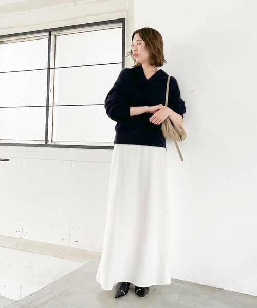 NOLLEY’S Sophi（ノーリーズソフィ）の「カシミヤ混へアリーポロ襟プルオーバー（ニット/セーター・レディース・ベビーピンク/ブラック/グレイッシュベージュ/オフホワイト・38）」の14枚目の写真
